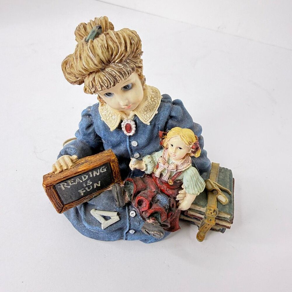 Yesterday’s Child Dollstone Collection Michelle w/ Daisy…Reading is Fun #3511